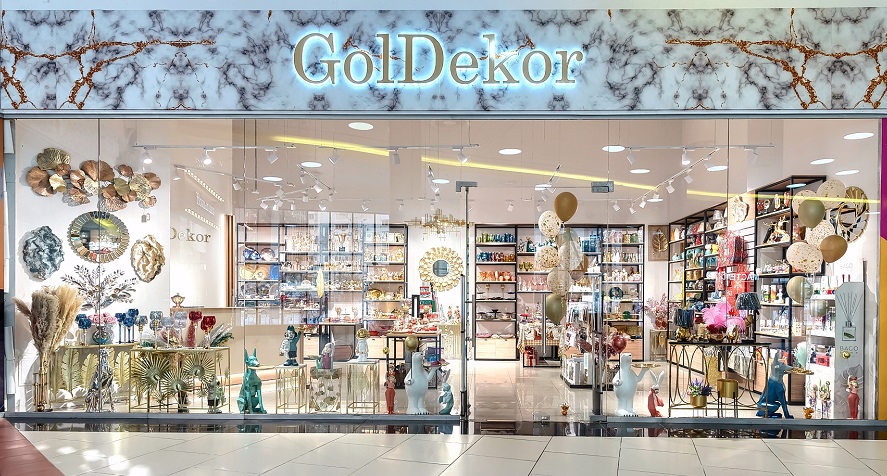 Общий вид магазина декора и сувениров GolDekor